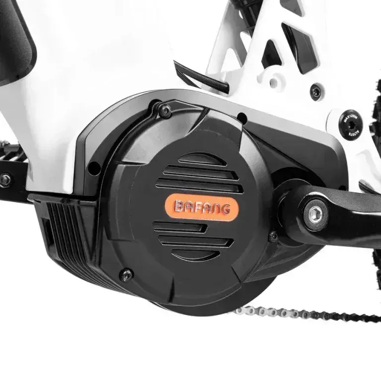 Cyrusher Trident Bafang M620 mid-drive motor close-up.