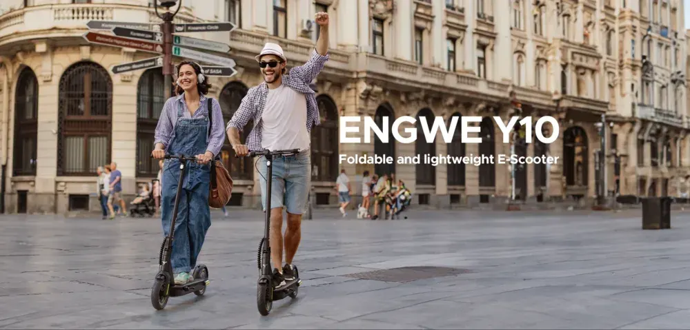 Engwe Y10 36V 13Ah lithium-ion battery mounted in frame for up to 40 miles range