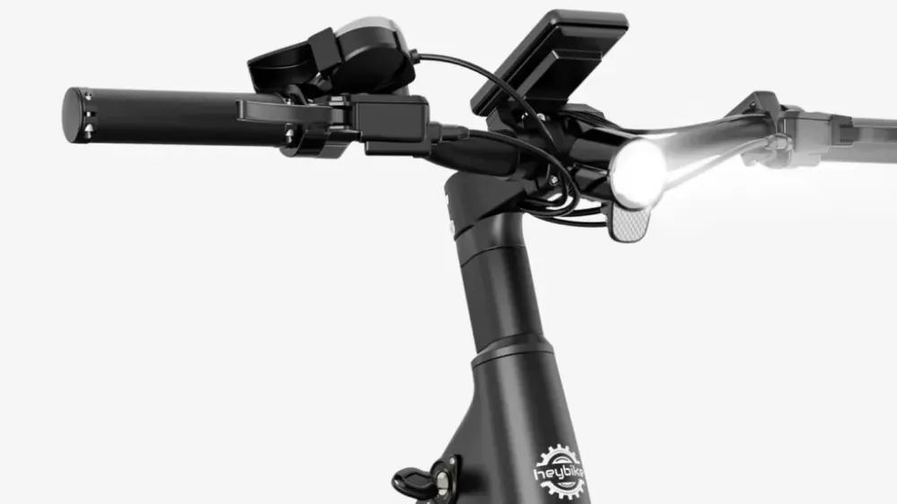 Close-up of the Heybike EC 1-ST rear hub motor with 250W power and black casing.