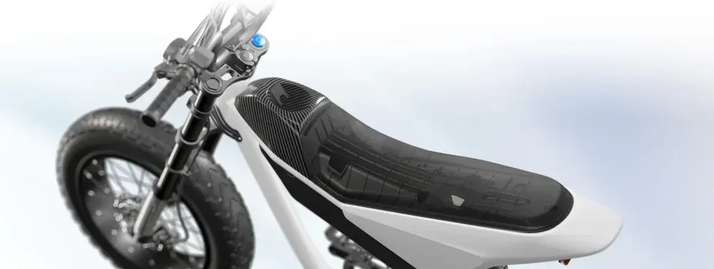 Himiway C5 Ultra battery pack mounted on downtube, LG 48V 20Ah, with cable management