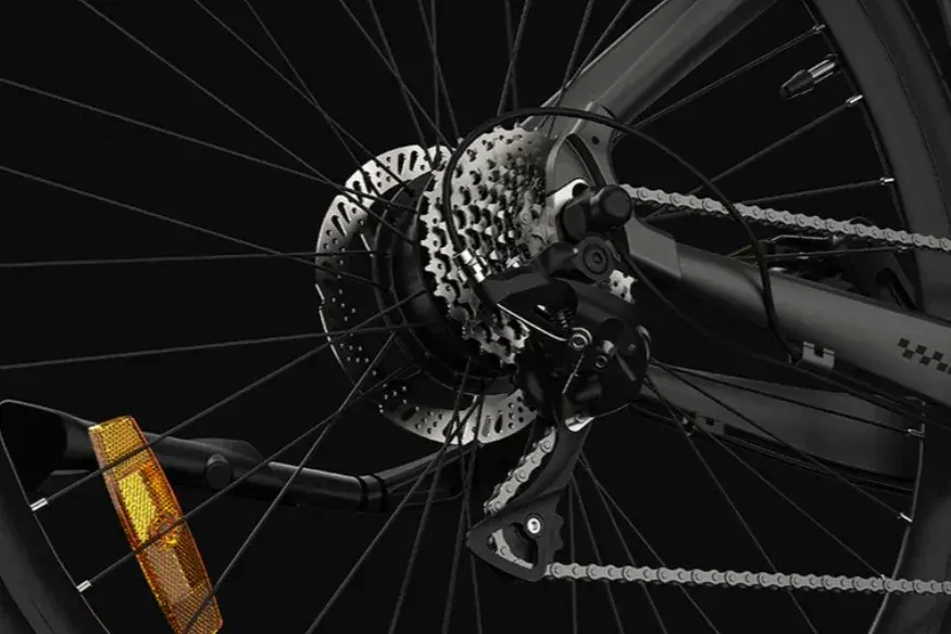 PVY P30 hub motor close-up showing 500W power and torque sensor